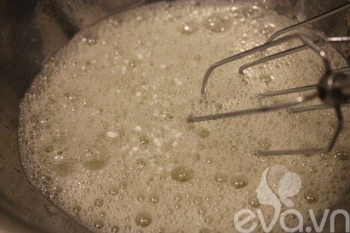 Tự làm bánh Ladyfinger giòn xốp - 3