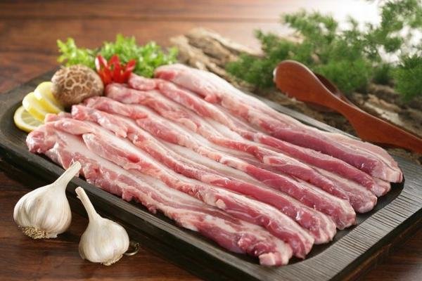 cách làm thịt ba chỉ cuộn hấp