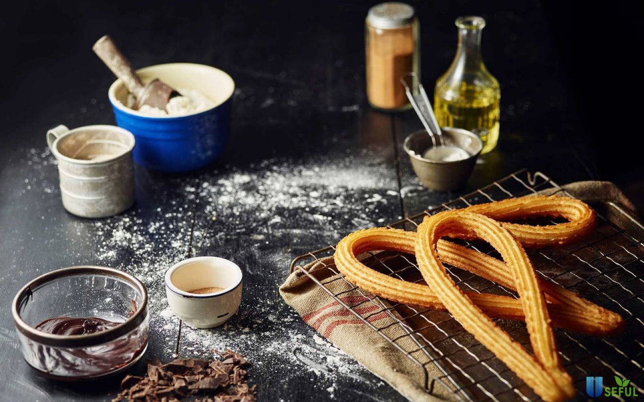 Thử tài làm bánh Churros mới lạ từ Tây Ban Nha