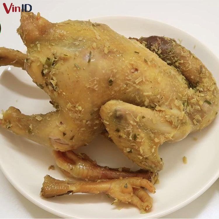 Thành phẩm gà ủ muối sả thơm ngon khó cưỡng