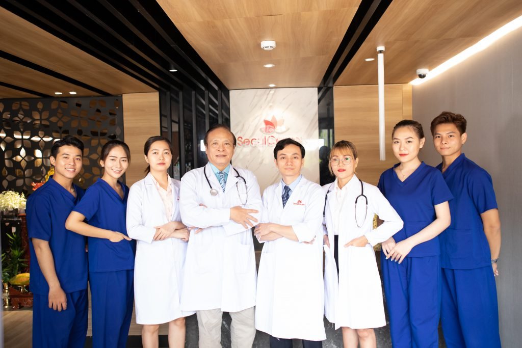 Đội ngũ bác sĩ có nhiều năm kinh nghiệm trong nghề thẩm mỹ