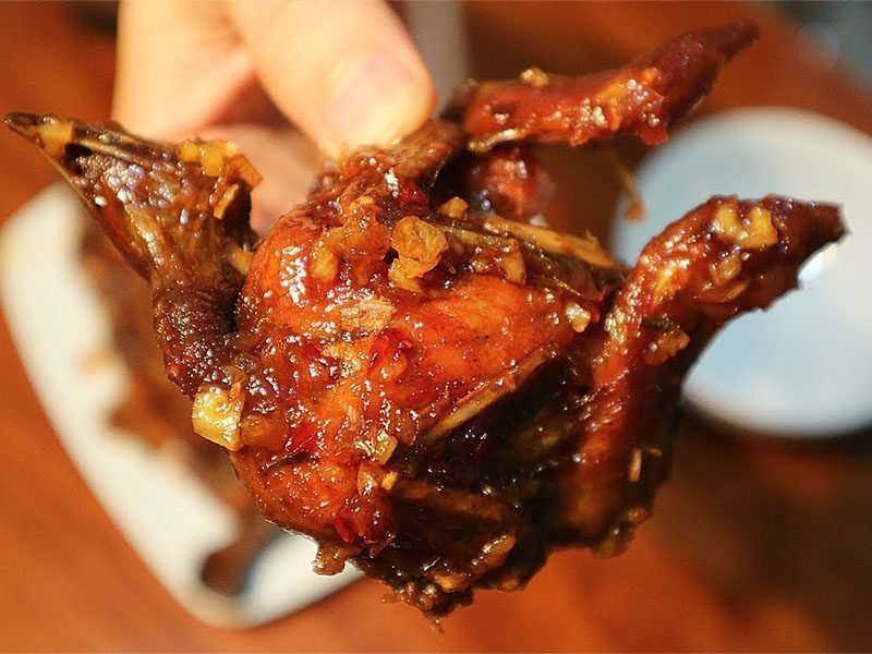 Nguyên liệu chuẩn bị món chim cút chiên nước mắm