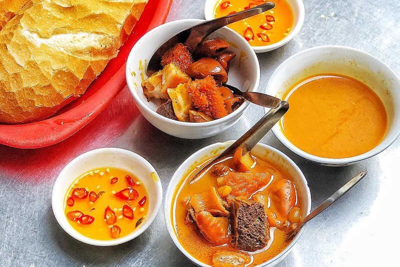Phá lấu là món ăn có nguồn gốc xuất xứ từ người Tiều, Trung Quốc