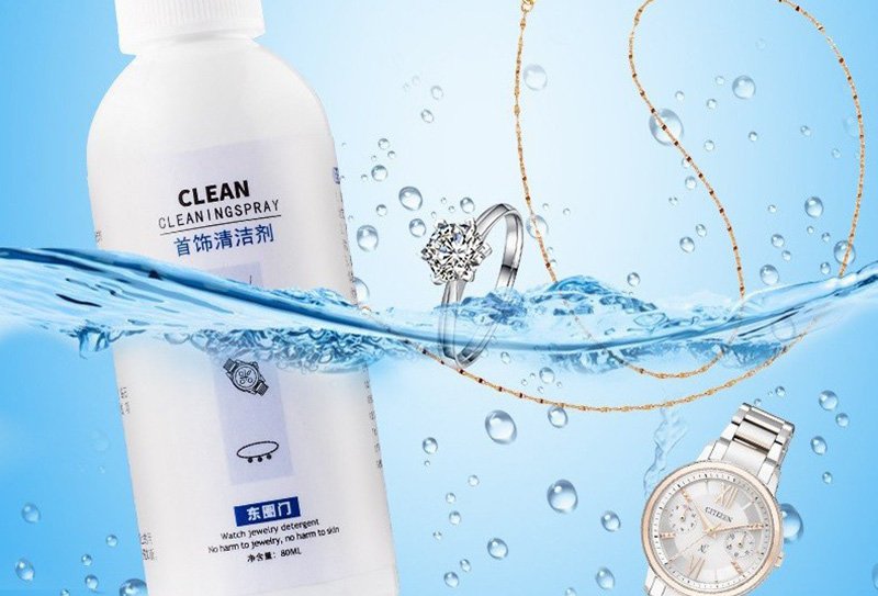 Làm sáng trang sức bạc bằng dung dịch làm sạch đồ trang sức