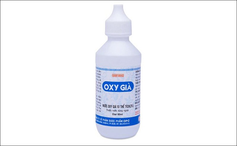 Làm sáng trang sức bạc bằng oxy già