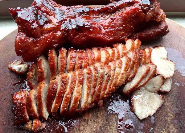 Cách làm thịt xá xíu ăn kèm bánh mì ngon cực đã