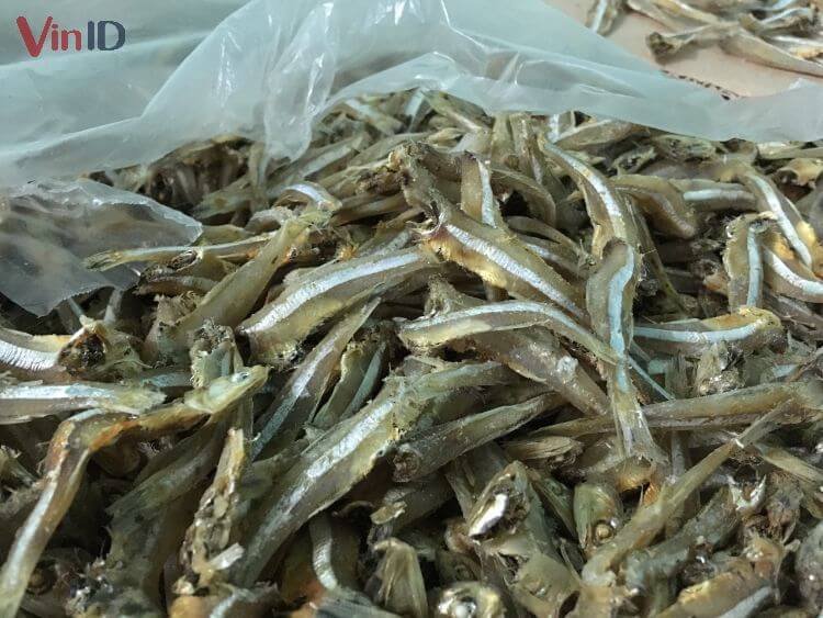 Bảo quản cá cơm khô ngon nhất trong ngăn đá tủ lạnh
