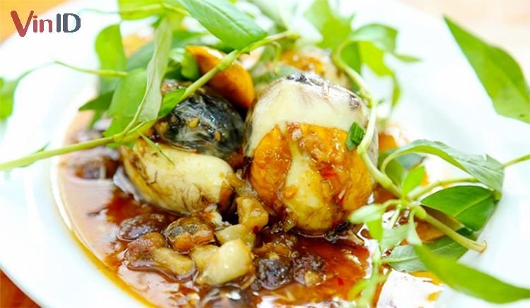 Trứng lộn xào me Trứng lộn xào me