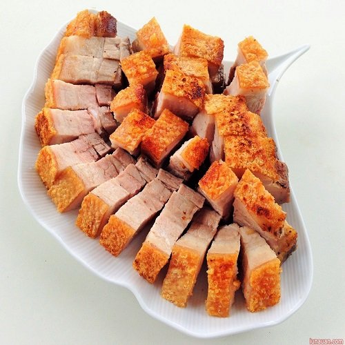 cách làm thịt ba chỉ cuộn hấp