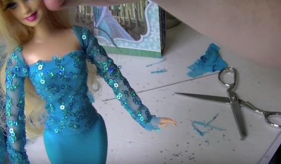 Cách may váy Elsa cho cô nàng búp bê của bạn