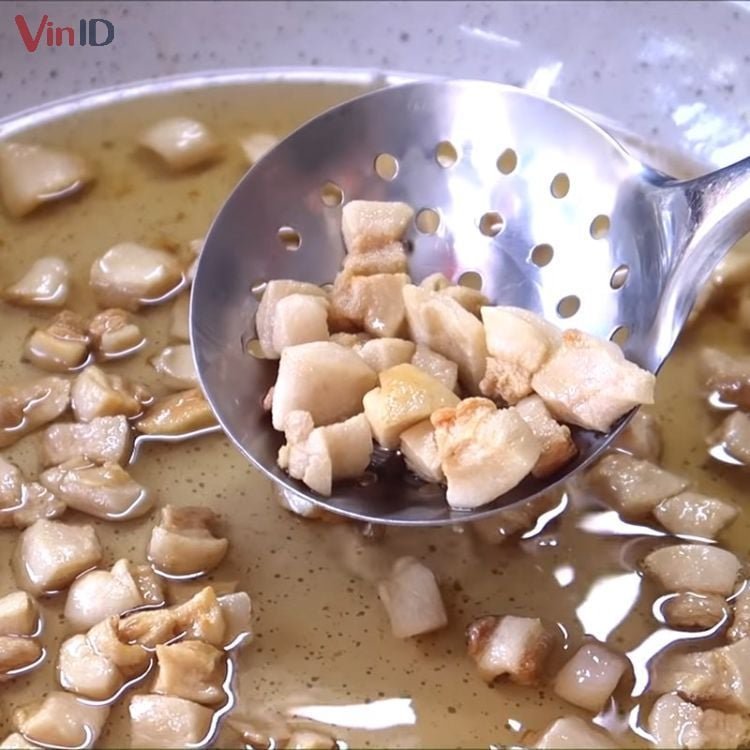 Thắng tóp mỡ Thắng tóp mỡ