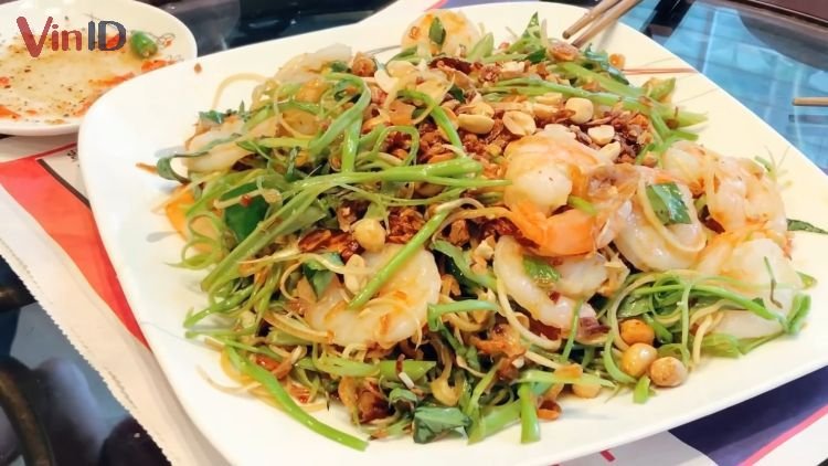Gỏi rau muống tôm thịt