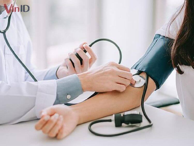 Sữa chuối rất tốt cho những người bị bệnh huyết áp và tim mạch