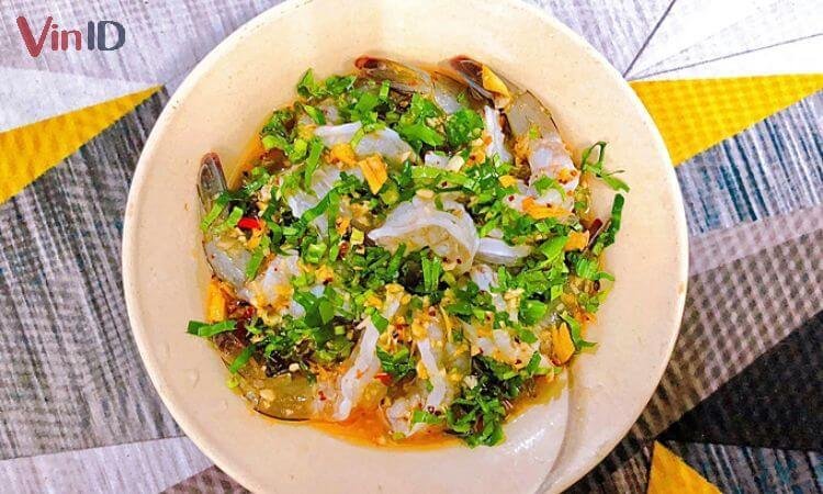 Gỏi tôm Thái cay cay đậm vị 