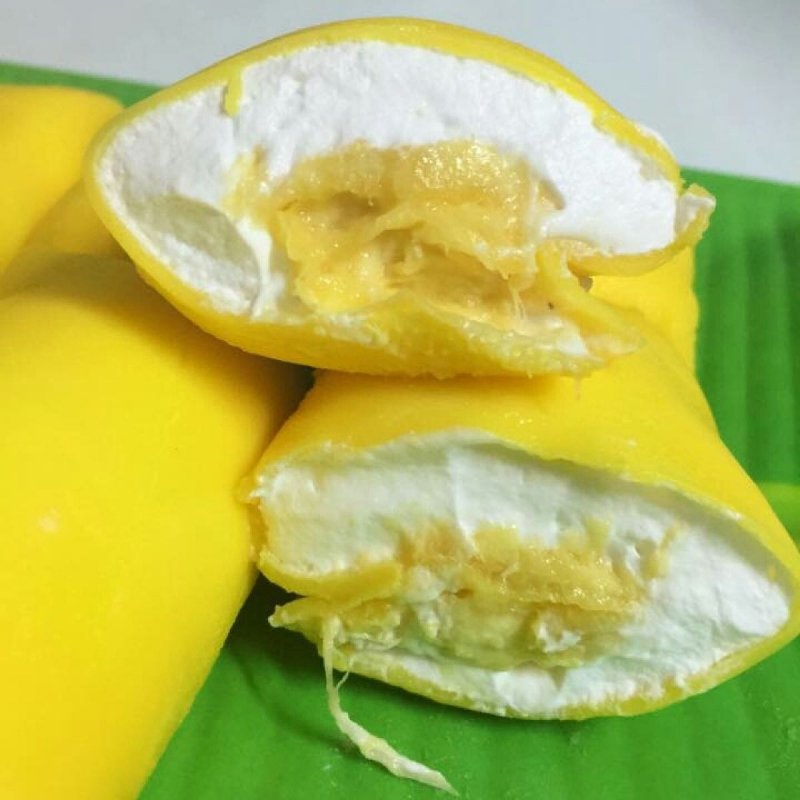 Bánh sầu riêng nhân kem hấp dẫn