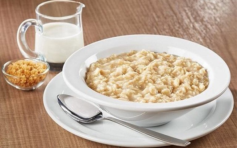 Cách nấu cháo yến mạch với sữa