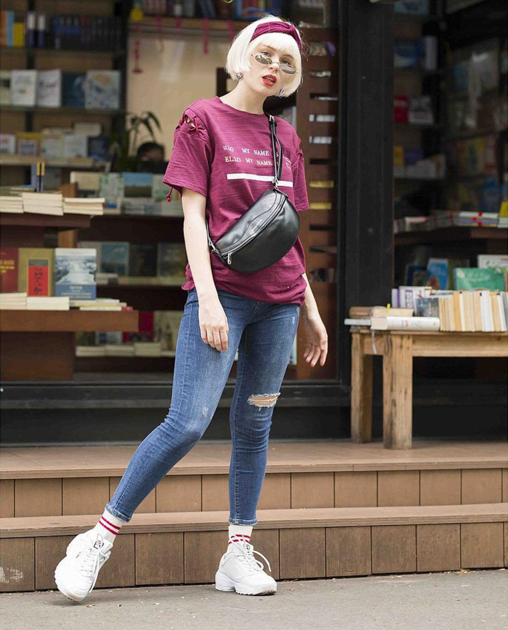 Cách bảo quản để quần Jeans rách luôn đẹp