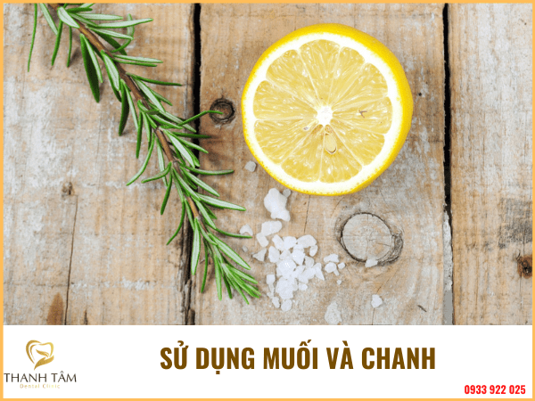 Sử dụng muối và chanh