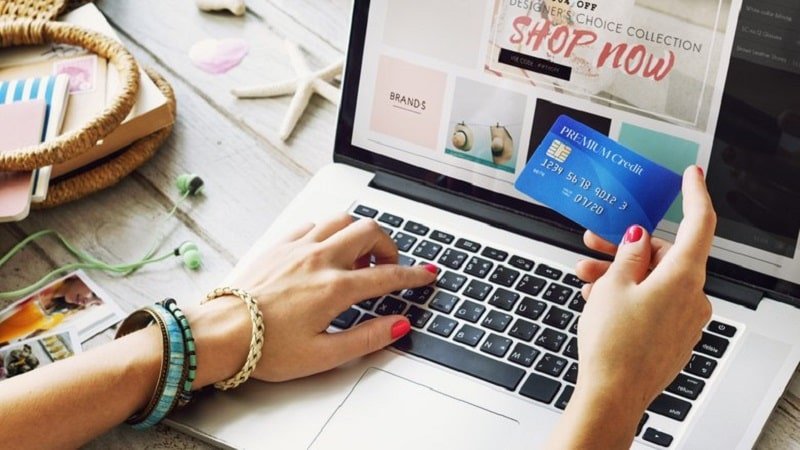 mua máy tính trên web newegg