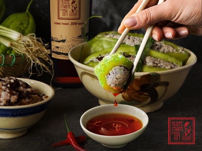 Nước mắm cá cơm ngon nguyên chất