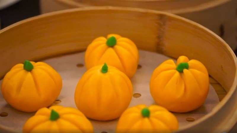 Bánh bao bí đỏ ngọt