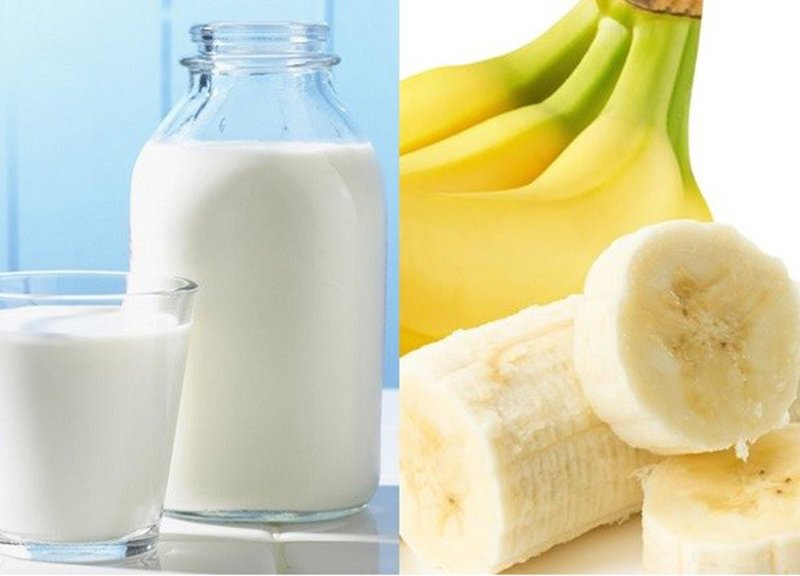 Cách làm cô bé hết thâm với sữa tươi và chuối