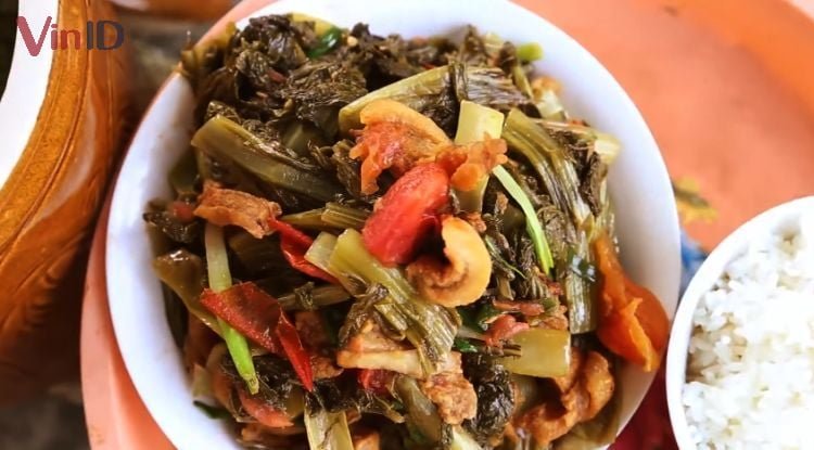 Tóp mỡ xào dưa Tóp mỡ xào dưa
