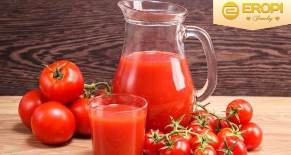 công dụng tuyệt vời từ cà chua cà chua chứa chất chống oxy hóa giúp làm ssangs bạc