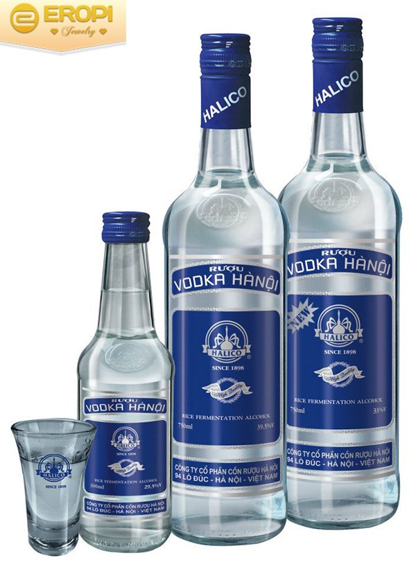 rượu vodka với còn có chức năng làm sáng bạc rượu vodka làm sáng bạc thích hợp cho các bạn nam có sở thích đeo bạc