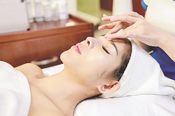 bấm huyệt chữa mặt lệch