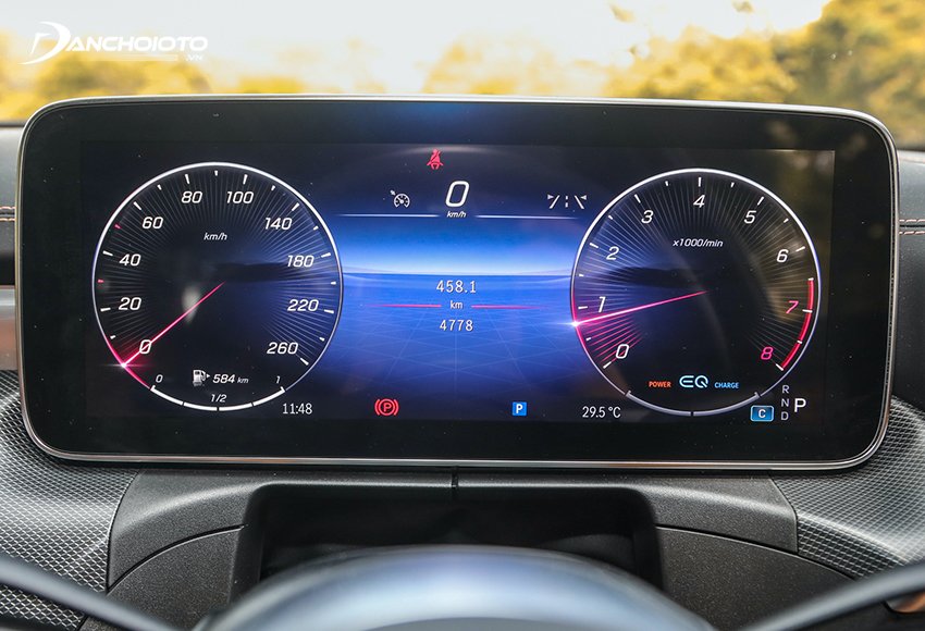 Bảng đồng hồ kỹ thuật số Mercedes C200 2022 cho giao diện trực quan, bắt mắt với kích thước 12.3 inch