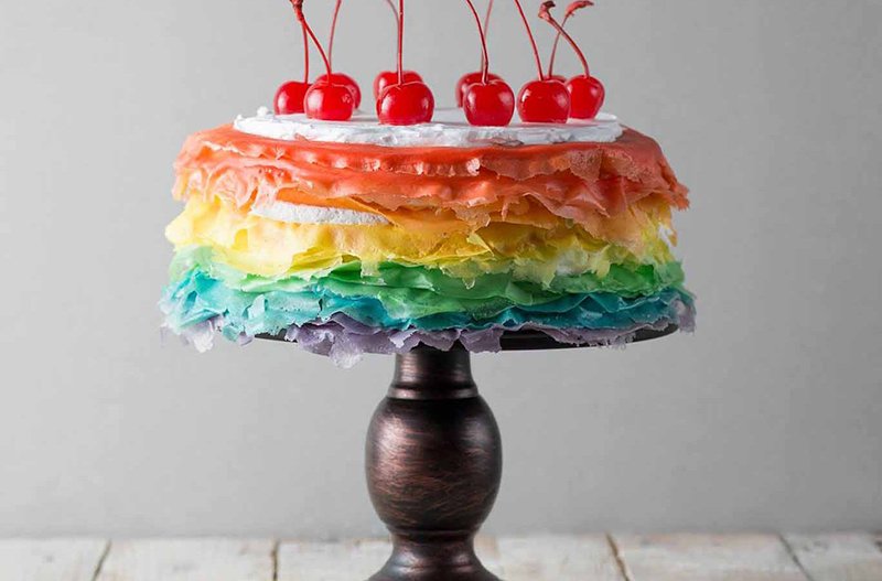 Bánh crepe sầu riêng cầu vồng