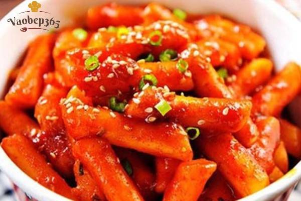 Cách làm bánh gạo Hàn Quốc Tokbokki
