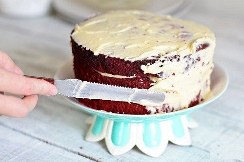 Trét kem kín cốt bánh red velvet
