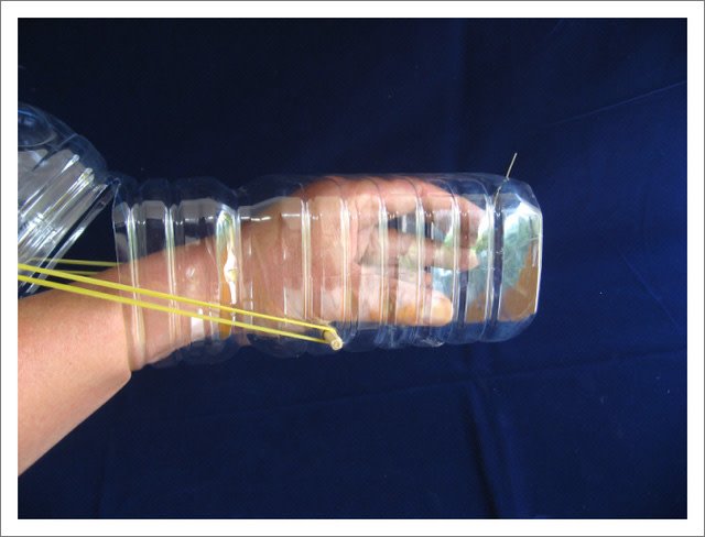 bẫy chuột bằng chai nhựa 09