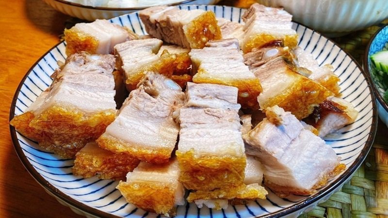 Thịt heo quay chảo Thịt heo quay chảo