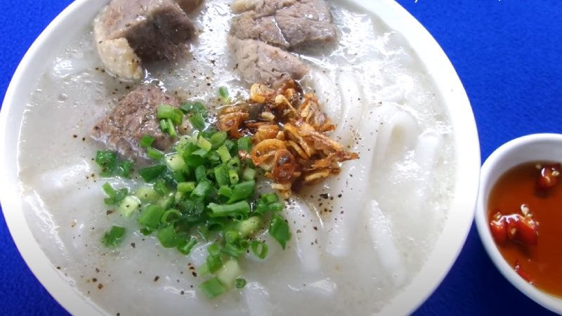 Bánh canh bột xắt thịt vịt