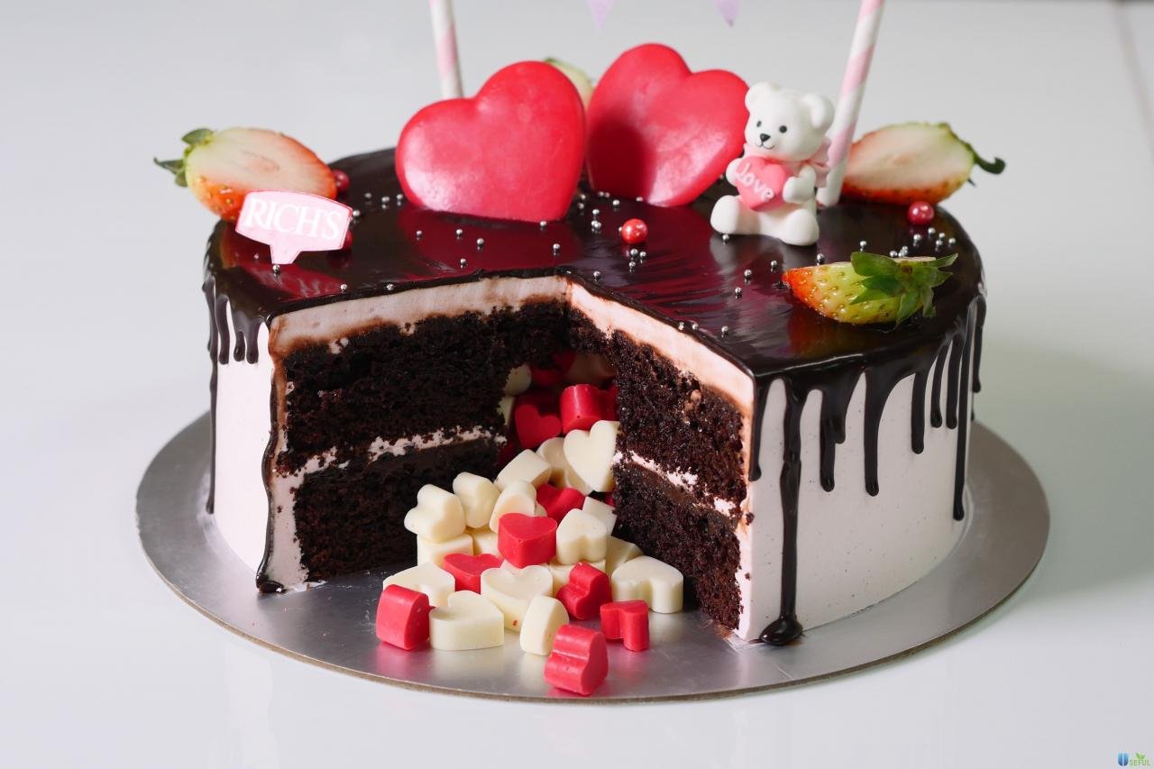 Bánh Sôcôla Kem Phô Mai phiên bản Valentine | Valentine Chocolate ...