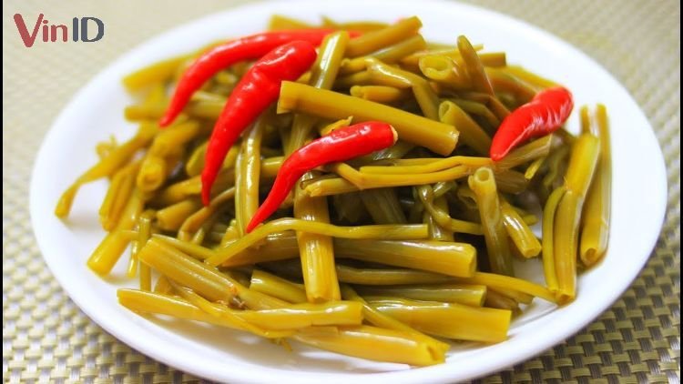 Nộm rau muống bóp xổi