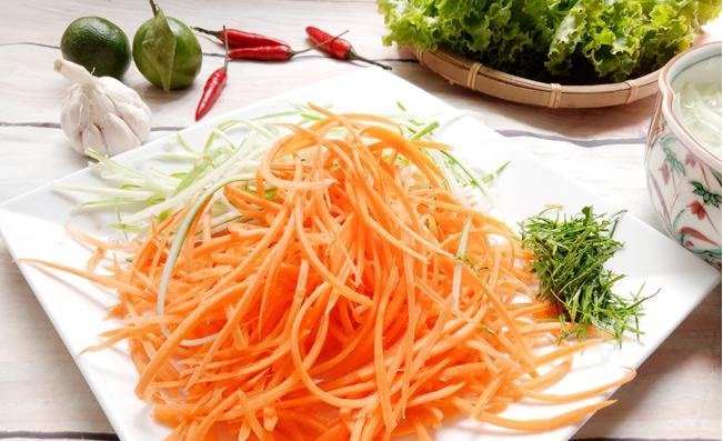 Cách làm nộm gà xé phay