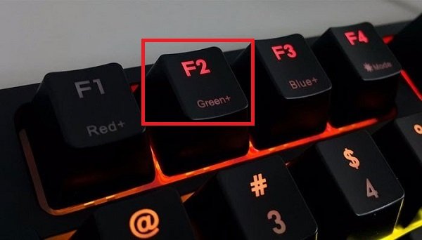Bước 1: Khởi động lại máy và nhấn và giữ phím phím F2 hoặc DEL để vào BIOS Setup Utility Bước 4: Bạn kéo thanh kéo về Bright > Nhấn OK để hoàn tất” class=”lazy” src=”https://hemradio.com/wp-content/uploads/2022/10/cach-bat-den-ban-phim-laptop-hp-don-gian-nhanh-ch-8.jpg” title=”Bước 4: Bạn kéo thanh kéo về Bright > Nhấn OK để hoàn tất”/></p>
<h4>Bật bằng Keyboard Illumination</h4>
<p>Ngoài cách dùng tổng hợp phím, bạn hoàn toàn có thể kích hoạt tính năng đèn nền bàn phím trải qua BIOS như sau :<br />
<strong>Bước 1: </strong>Khởi động lại máy và nhấn và giữ phím phím <strong>F2</strong> hoặc<strong> DEL</strong> để vào BIOS Setup Utility.</p>
<p><img loading=