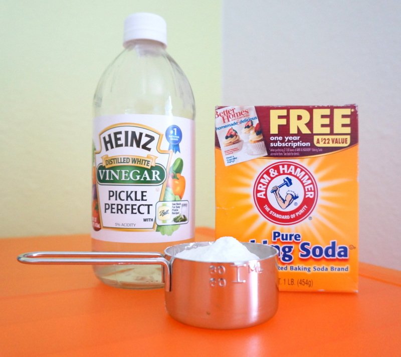 Giặt giày Converse với Baking Soda và giấm