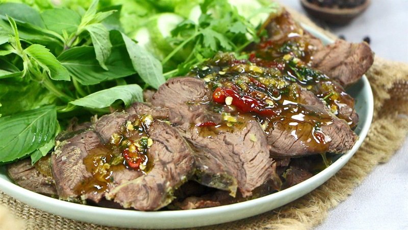 cách làm thịt ba chỉ cuộn hấp
