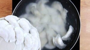 Cách làm bánh bột lọc tại nhà