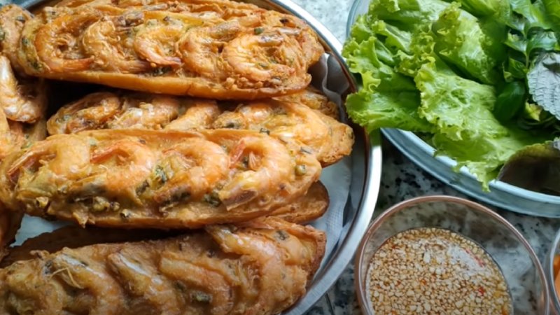 Bánh mì chiên tôm độc lạ, thơm ngon Bánh mì chiên tôm độc lạ, thơm ngon