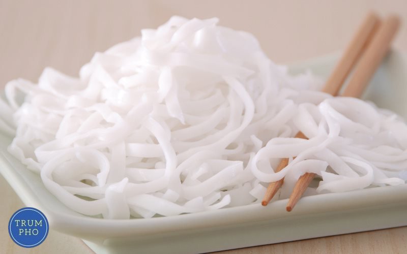 Làm Bánh Phở Tươi Tại Nhà Ngon Như Nhà Làm 1 Cách làm bánh phở tươi tại nhà ngon như nhà làm.