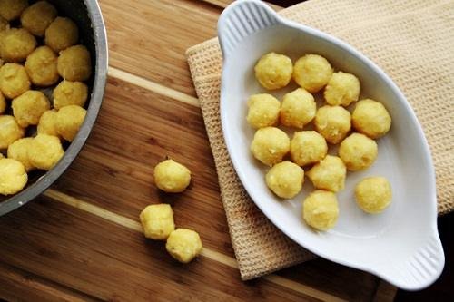 Cách làm bánh rán vừng đơn giản mà ngon tuyệt cú mèo 4