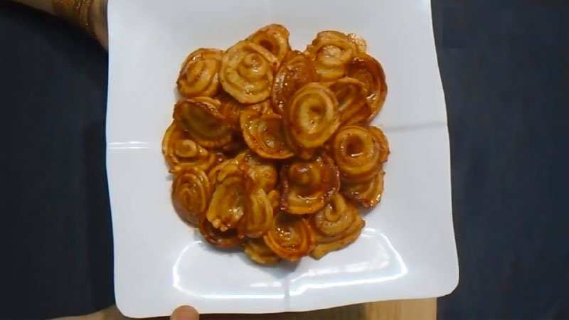 Cách làm bánh tai heo mắm ớt Cách làm bánh tai heo mắm ớt