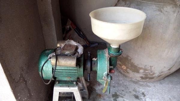 Cách làm bánh tráng gạo tại lò