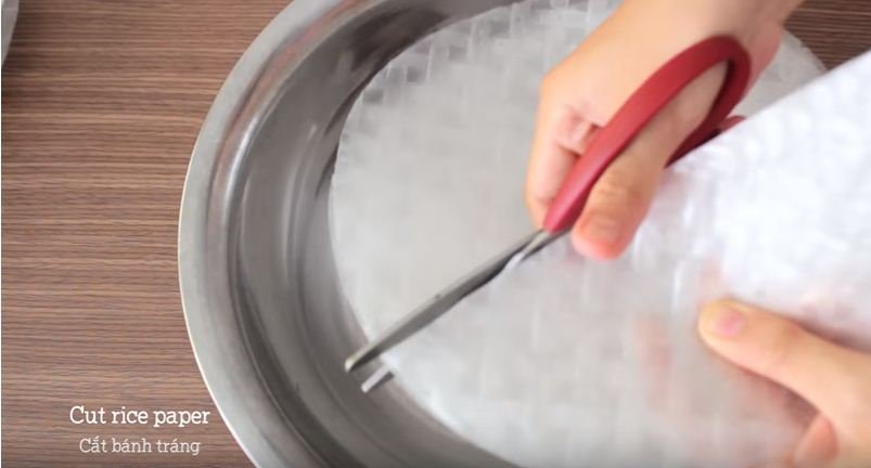 Cách làm bánh tráng trộn sốt mayonnaise béo ngon 7